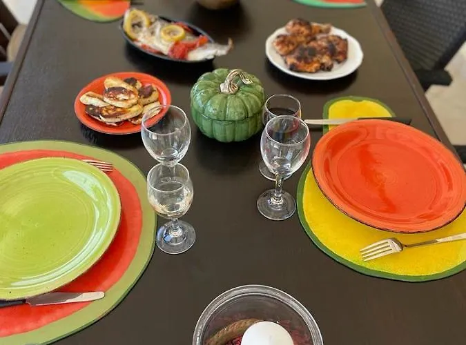 Le Caroubier Splendid 3 Bedrooms Vila *